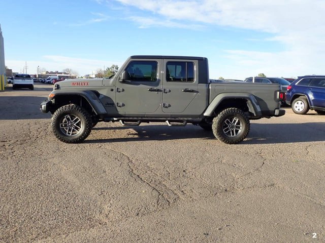 Used 2021 Jeep Gladiator Willys image 12