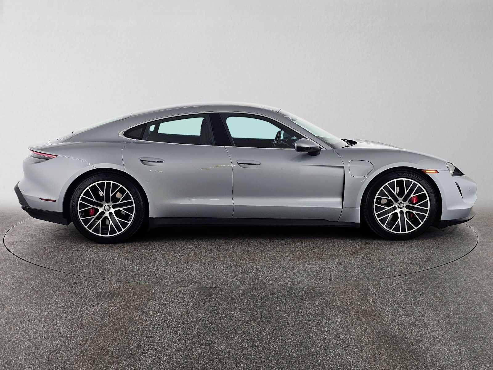 Used 2021 Porsche Taycan 4S AWD/4WD image 6