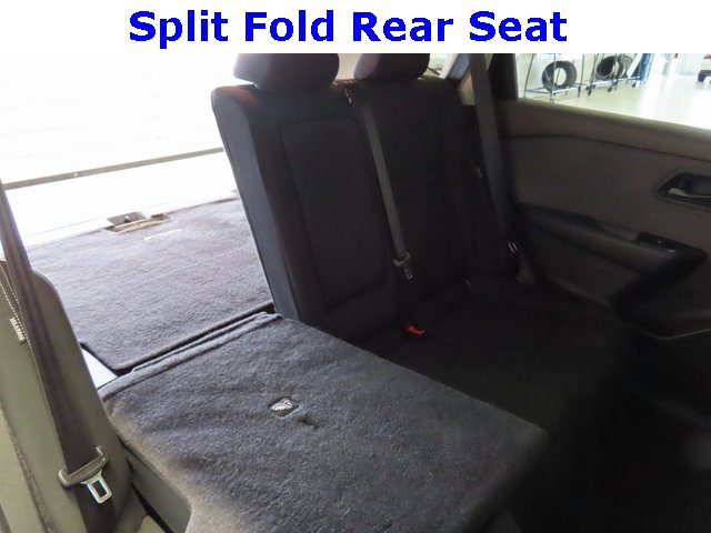 Used 2023 Nissan Rogue S image 32