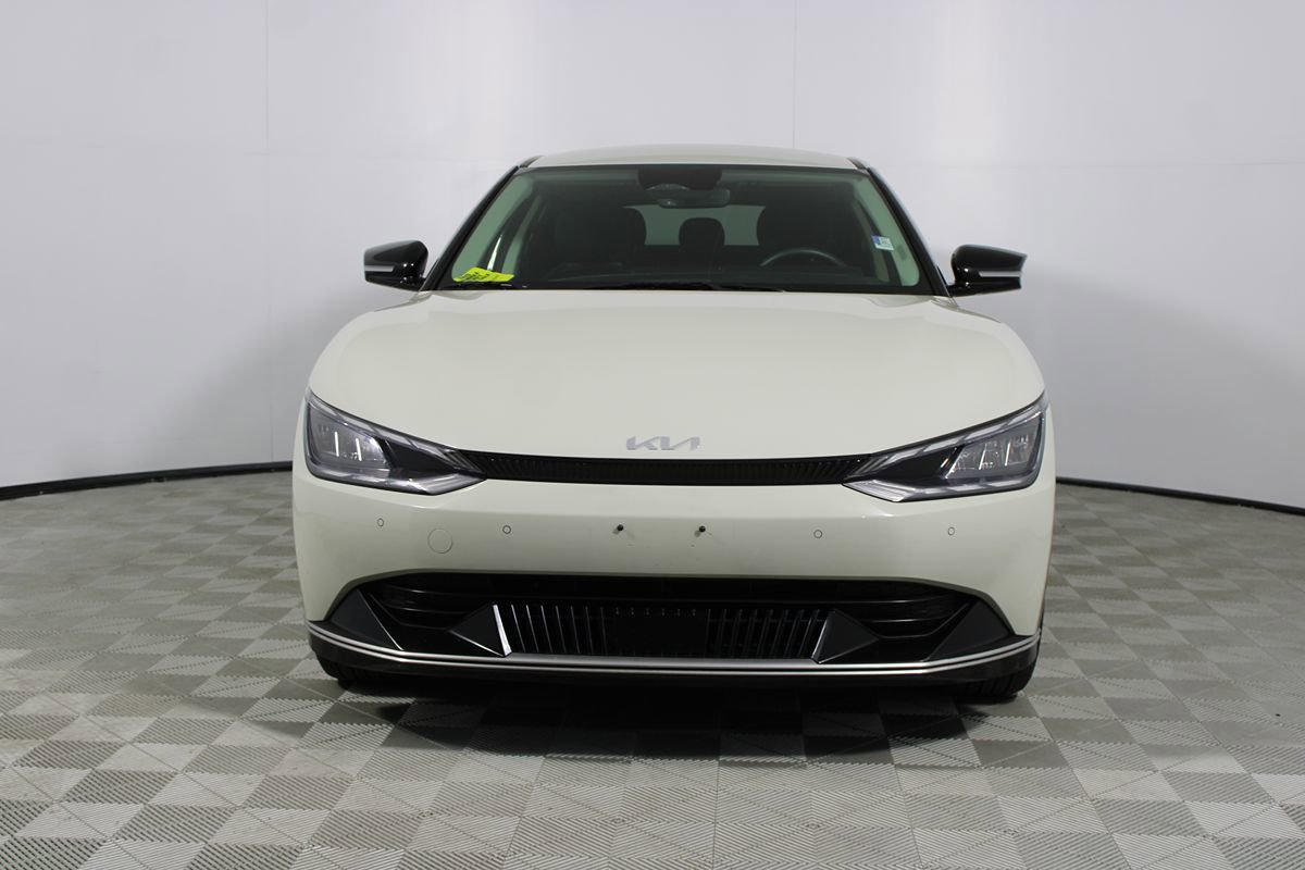 Used 2024 Kia EV6 Wind RWD image 26