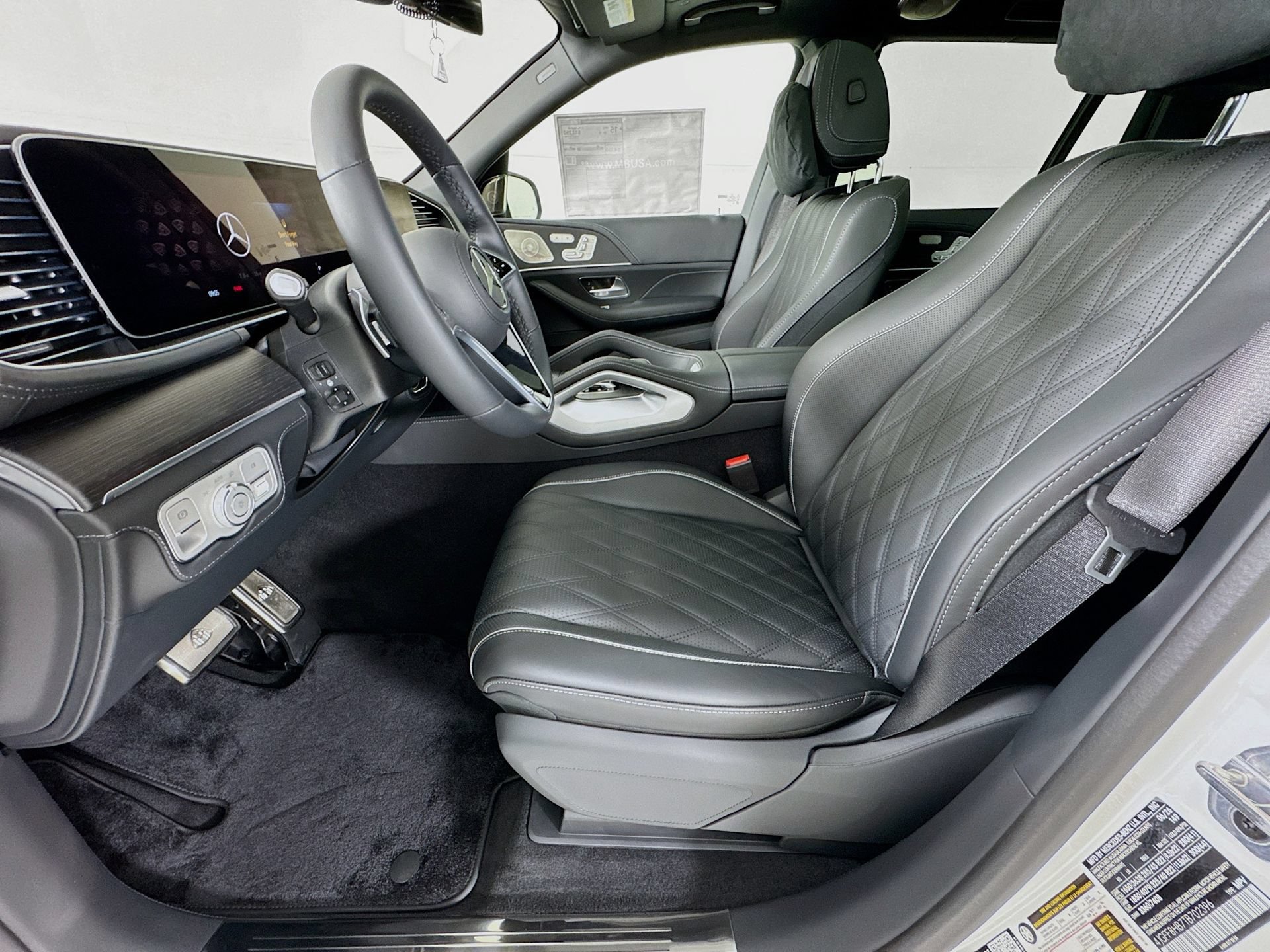 New 2026 Mercedes-Benz Maybach GLS 600 4MATIC image 23