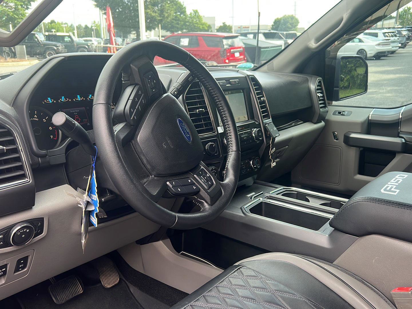 Used 2018 Ford F150 XLT w/ Equipment Group 302A Luxury AWD/4WD image 19