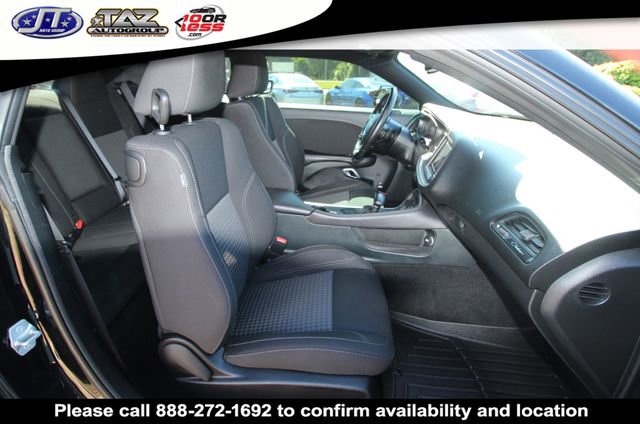 Used 2020 Dodge Challenger SXT w/ Blacktop Package RWD image 16