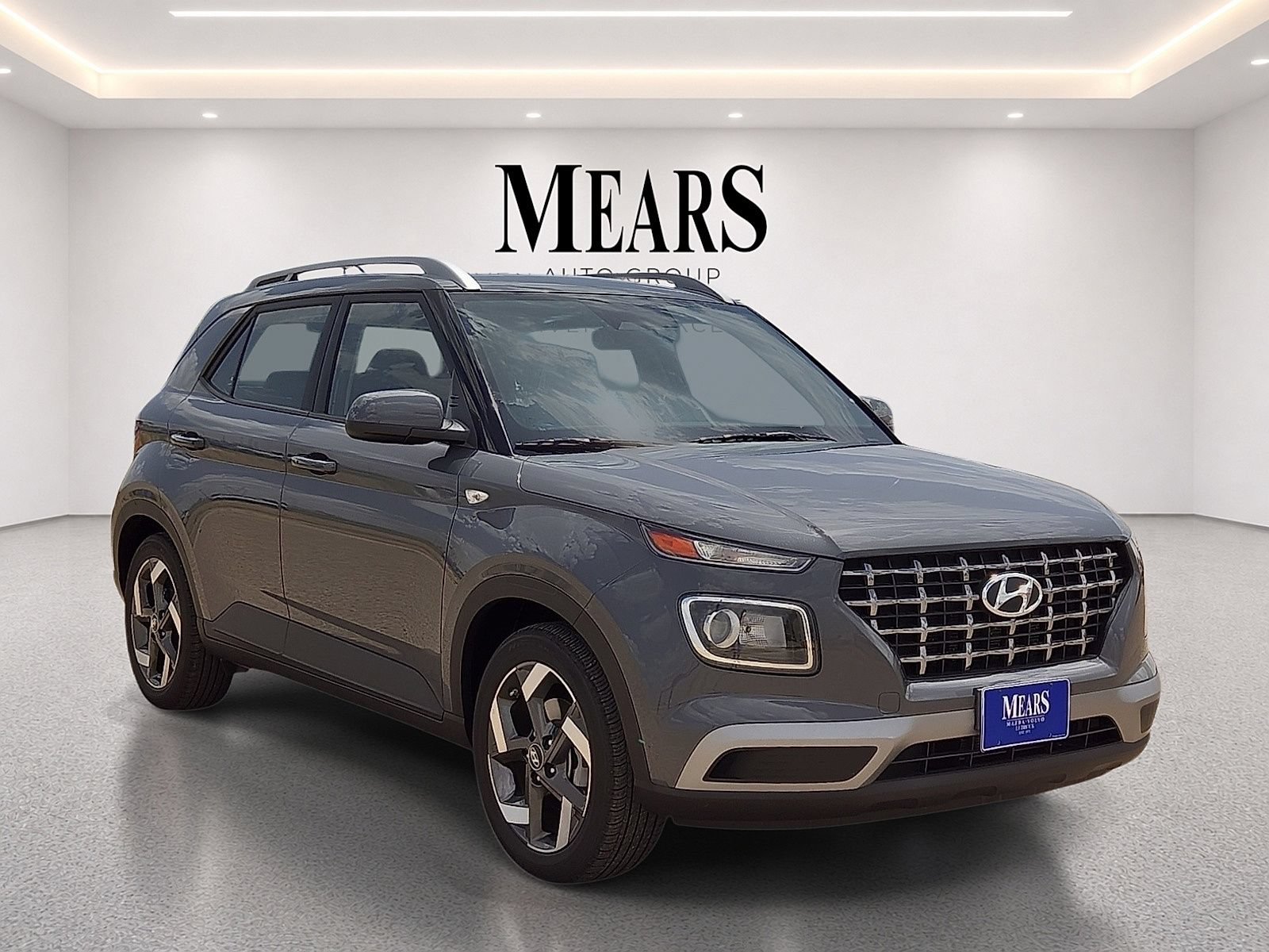 Used 2025 Hyundai Venue SEL FWD image 7