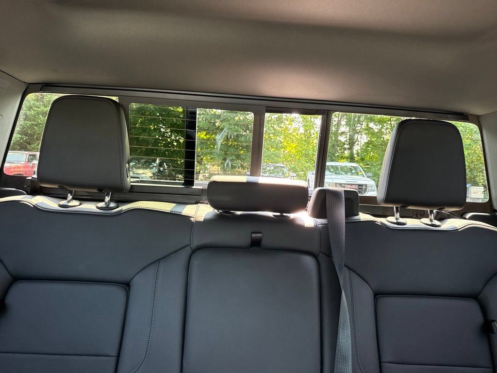 Used 2022 GMC Sierra 1500 SLT w/ SLT Premium Plus Package AWD/4WD image 50