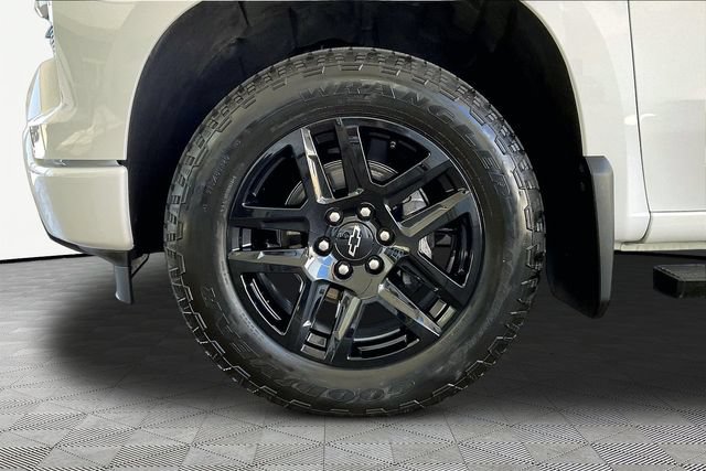 Used 2024 Chevrolet Silverado 1500 RST w/ Z71 Off-Road Package AWD/4WD image 21