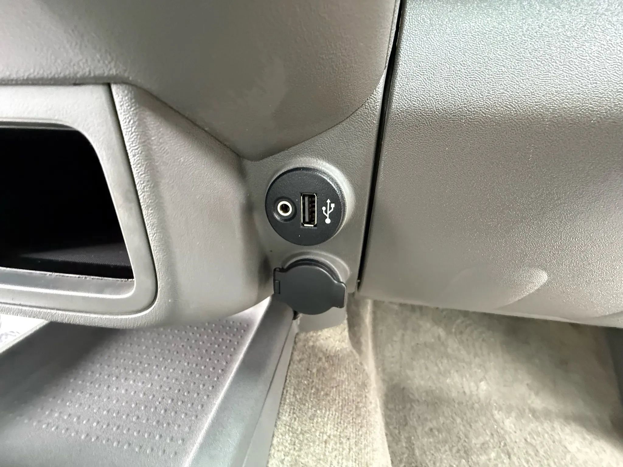 Used 2018 Nissan Frontier S image 21