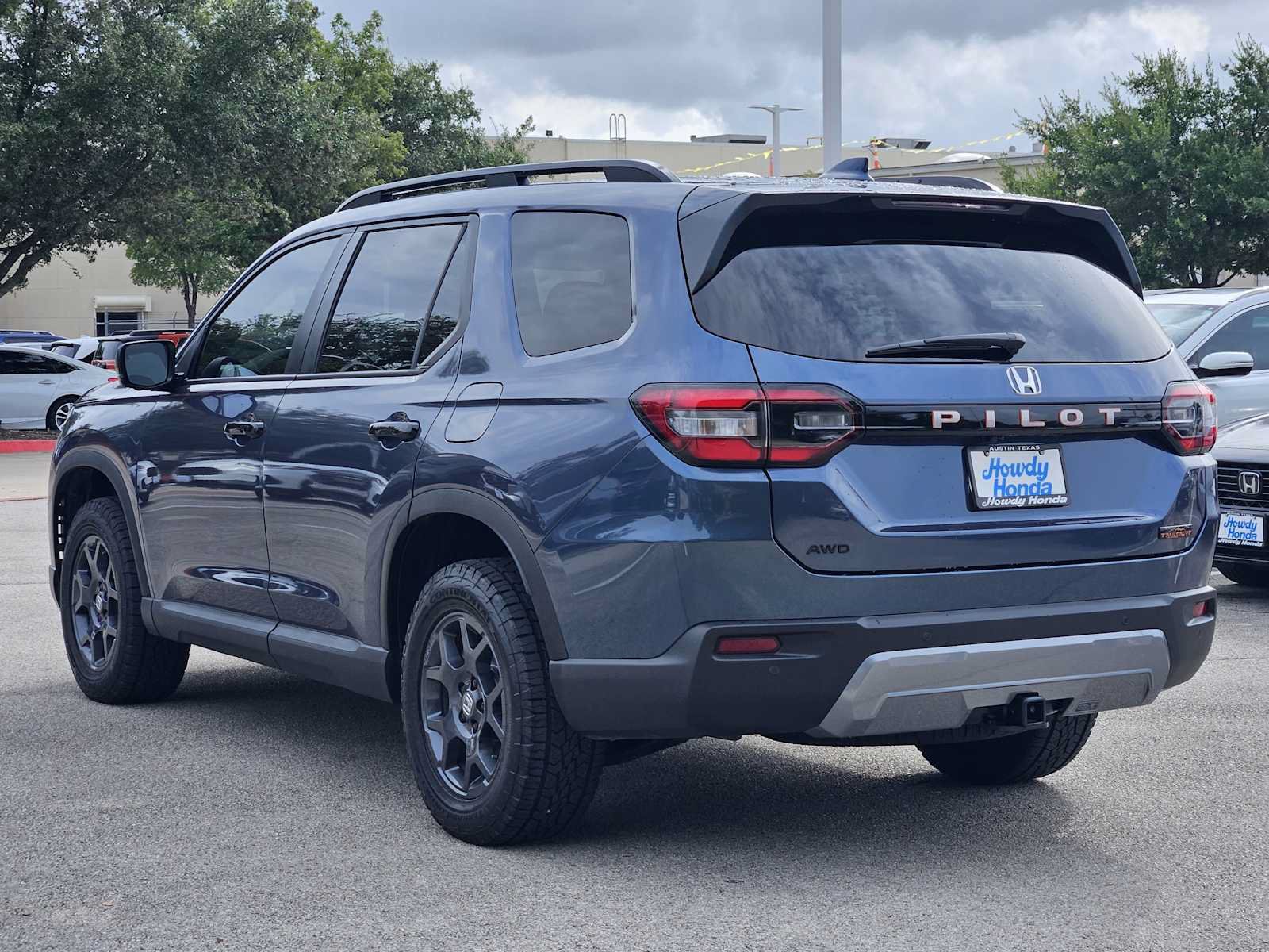 Certified 2026 Honda Pilot TrailSport image 6