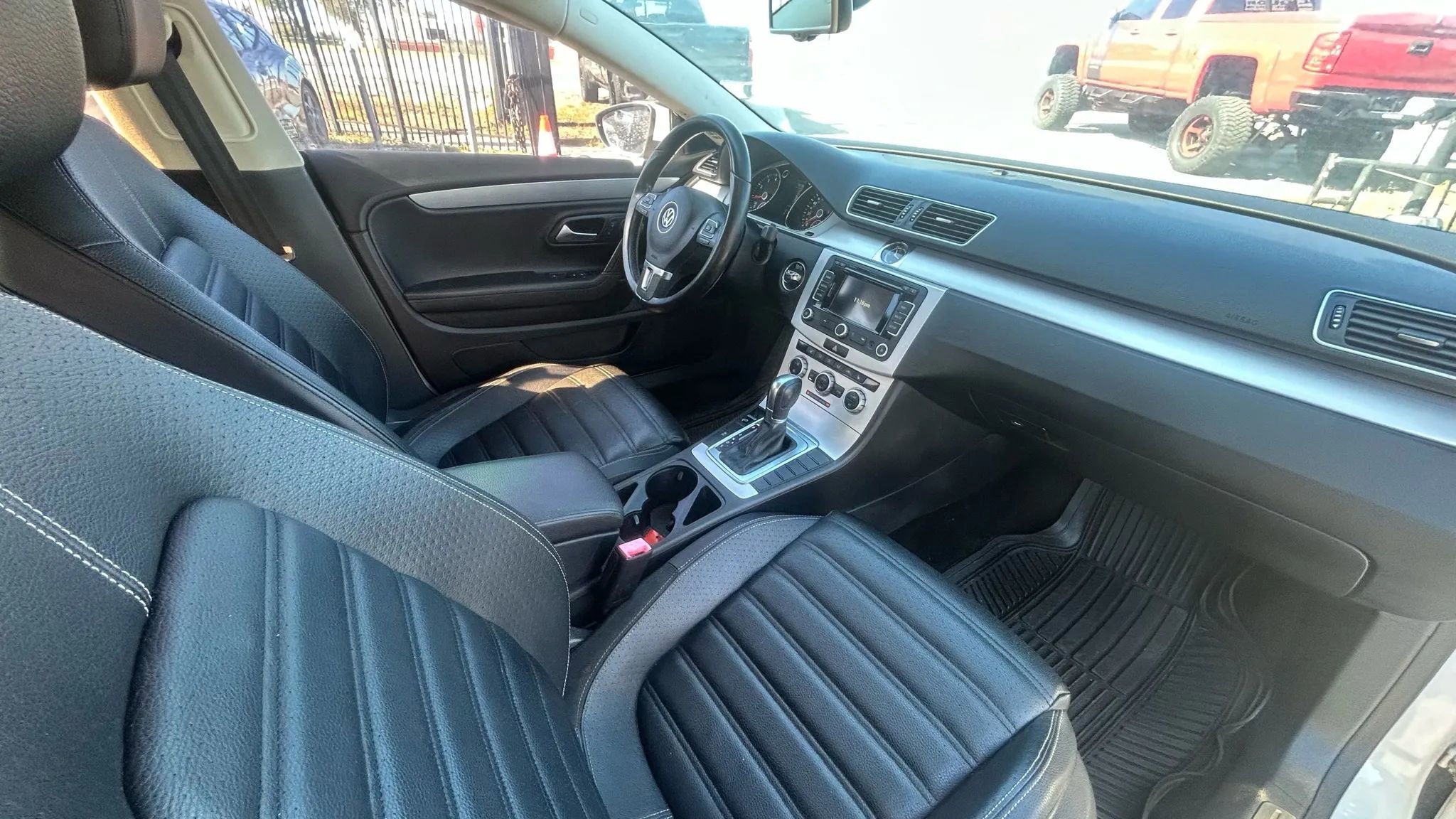 Used 2015 Volkswagen CC Sport image 12