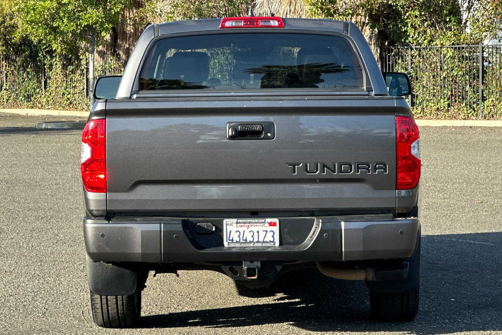 Used 2021 Toyota Tundra Limited w/ Limited Premium Package image 4