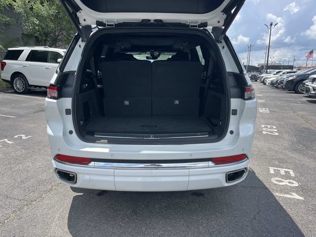 Used 2023 Jeep Grand Cherokee L Overland AWD/4WD image 15