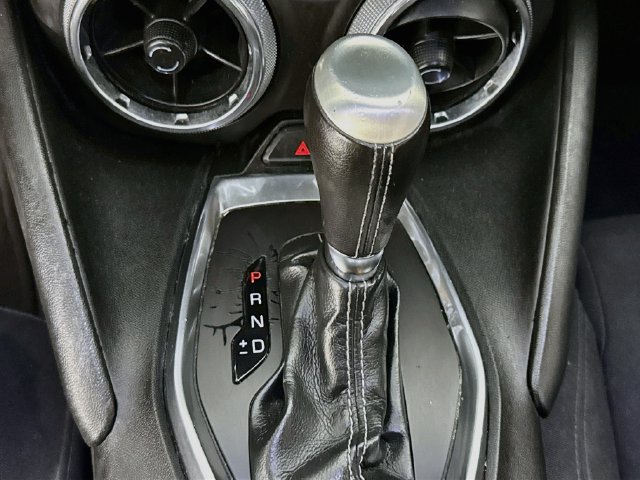 Used 2020 Chevrolet Camaro LT RWD image 17