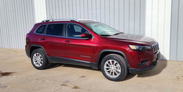 Used 2019 Jeep Cherokee Latitude w/ Cold Weather Group image 6
