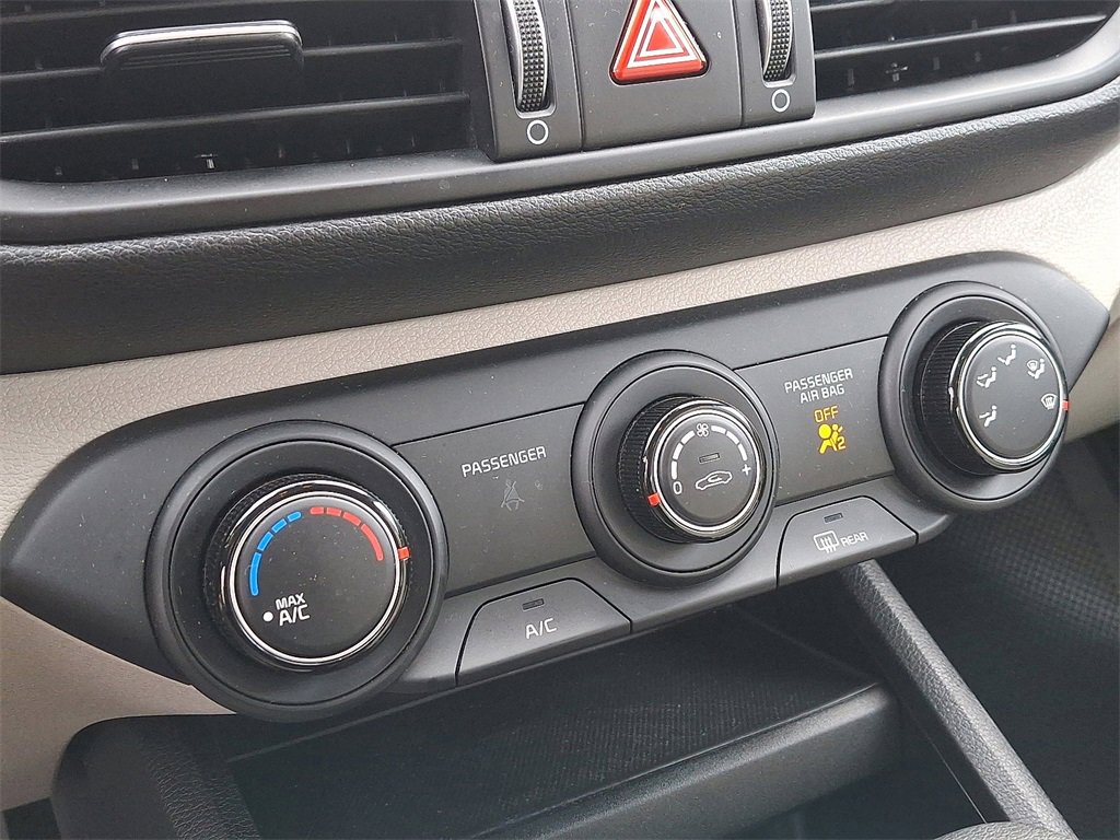 Used 2023 Kia Forte LXS w/ LXS Technology Package image 16