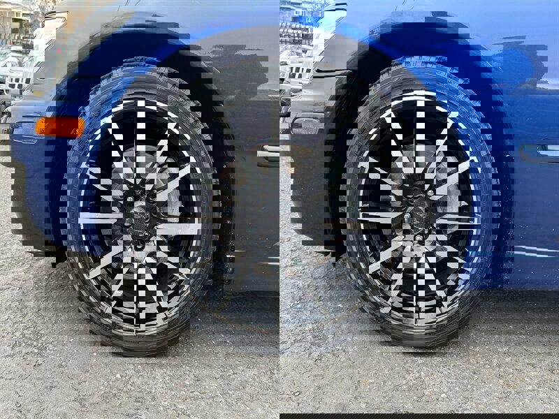 Used 2002 Lexus IS 300 RWD image 9