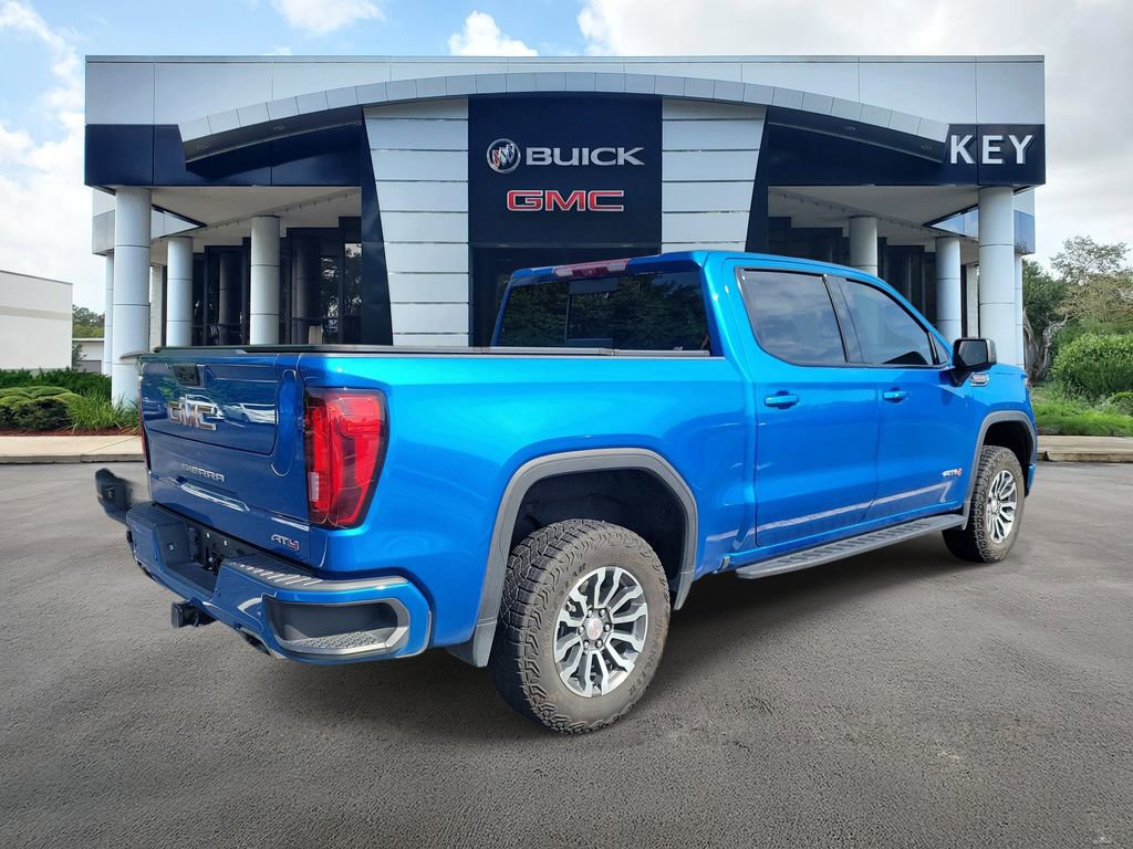 Used 2023 GMC Sierra 1500 AT4 w/ AT4 Premium Package AWD/4WD image 4