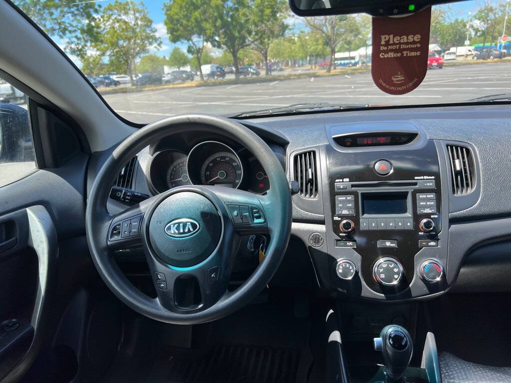 Used 2012 Kia Forte Koup EX FWD image 12