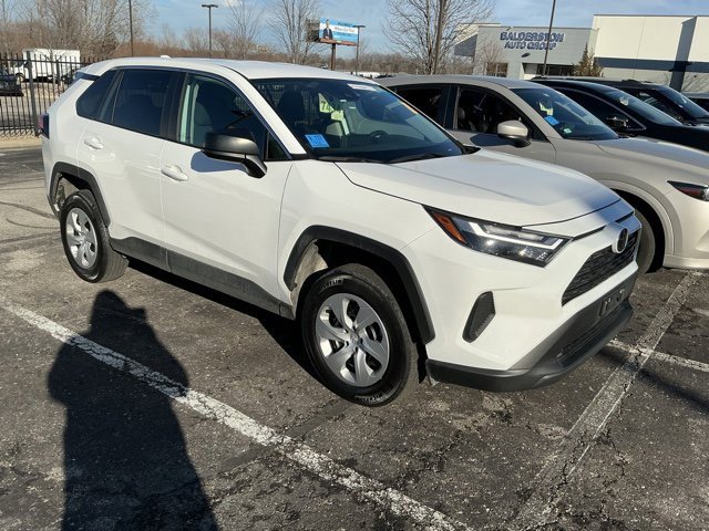 Used 2024 Toyota RAV4 LE image 2