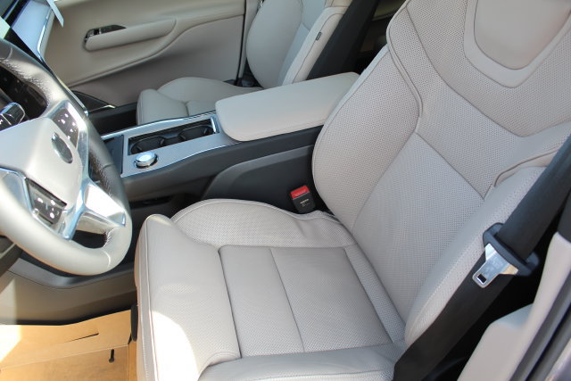 New 2026 Volvo EX90 Ultra AWD/4WD image 12