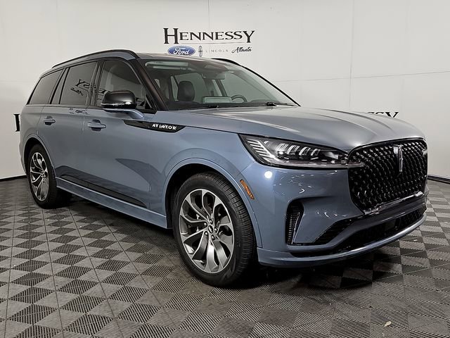 Certified 2026 Lincoln Aviator 2WD w/ Jet Appearance Package image 4