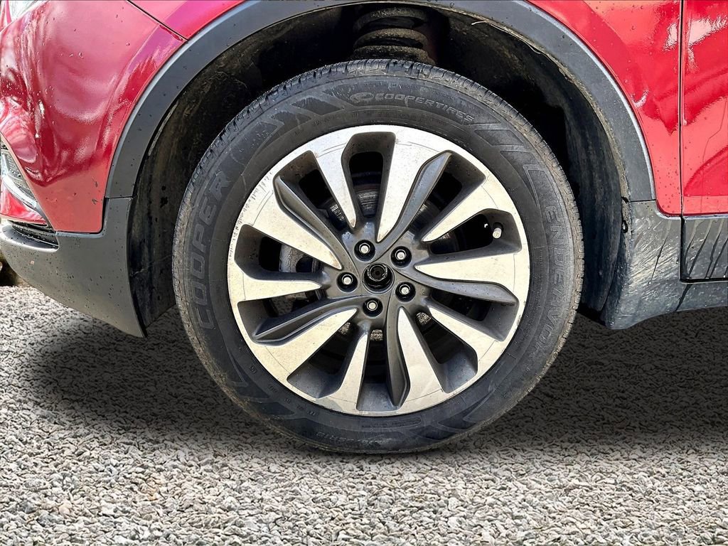 Used 2018 Buick Encore Essence image 8