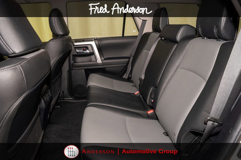 Used 2024 Toyota 4Runner SR5 Premium AWD/4WD image 8