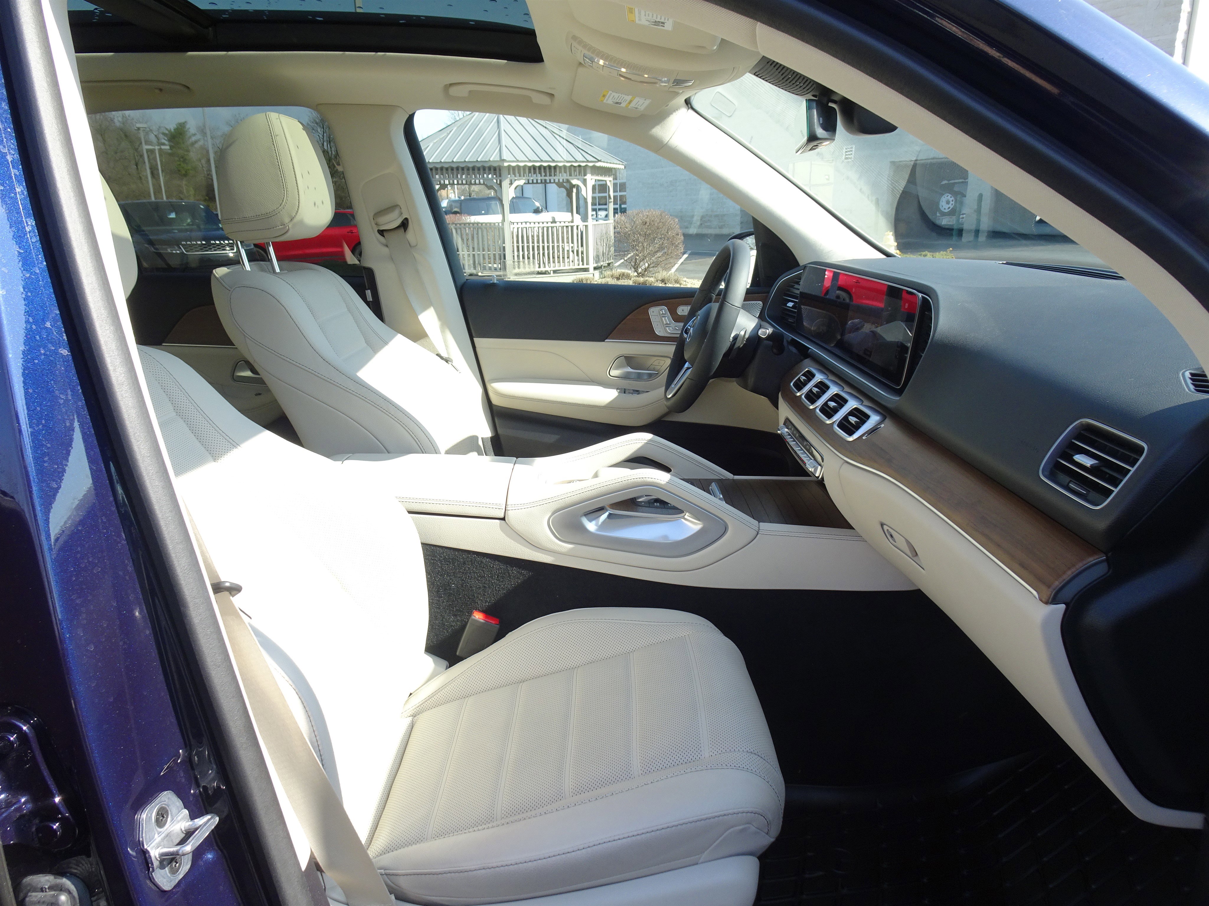 Used 2022 Mercedes-Benz GLE 450 4MATIC image 26