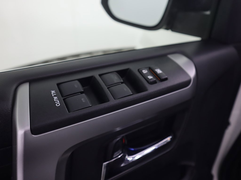 Used 2020 Toyota 4Runner Limited image 39