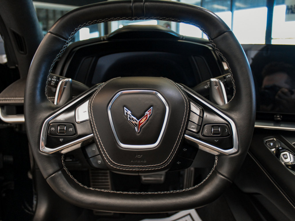 Used 2023 Chevrolet Corvette Stingray Premium Cpe w/ Z51 Performance Package RWD image 18