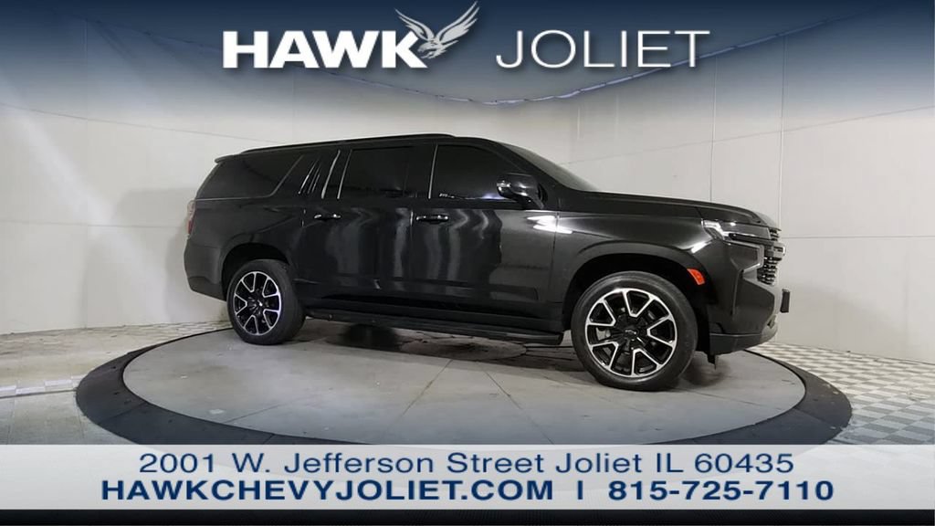 Used 2023 Chevrolet Suburban RST w/ Sport Performance Package AWD/4WD image 9