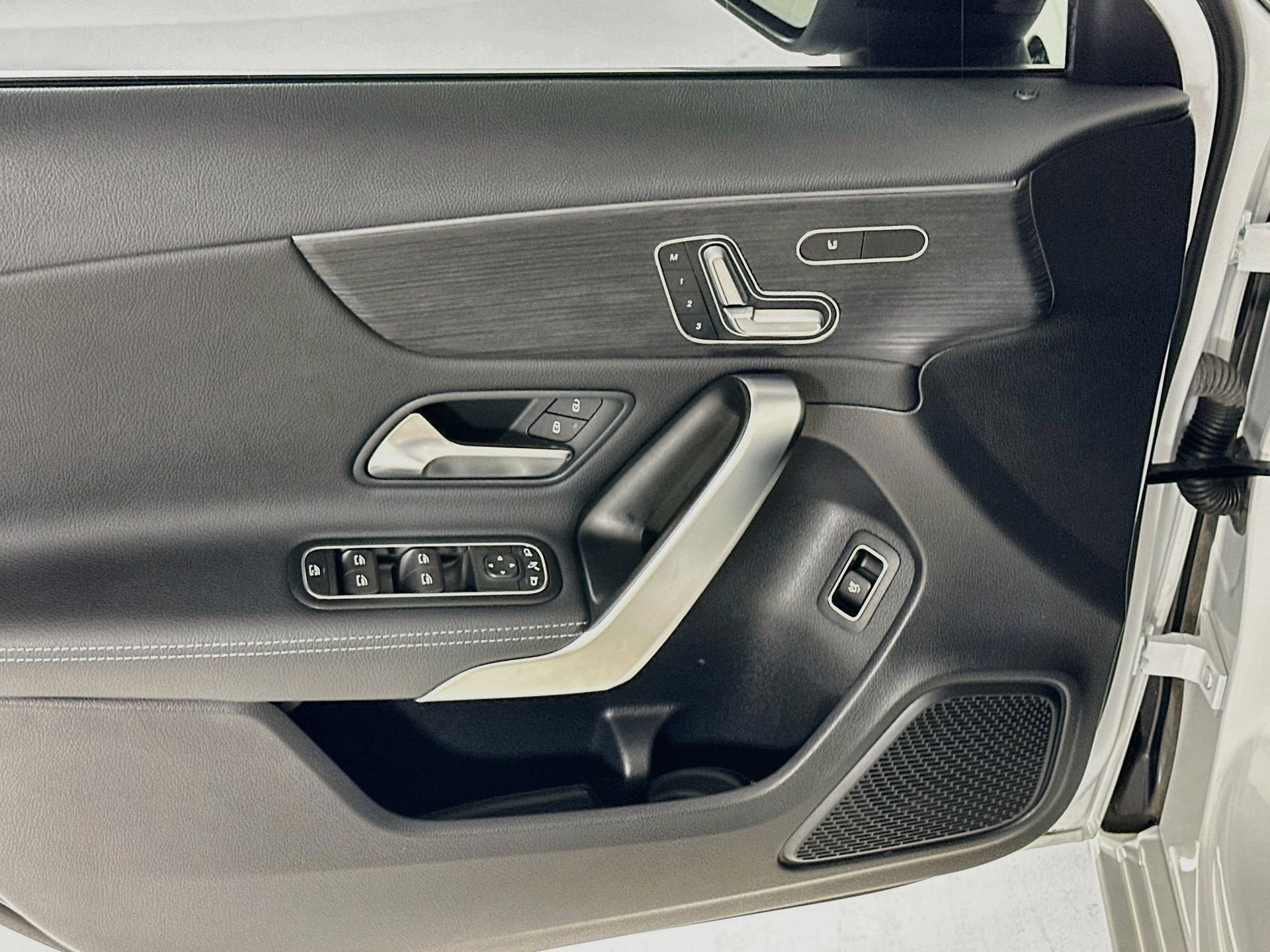 Used 2021 Mercedes-Benz A 220 4MATIC image 19