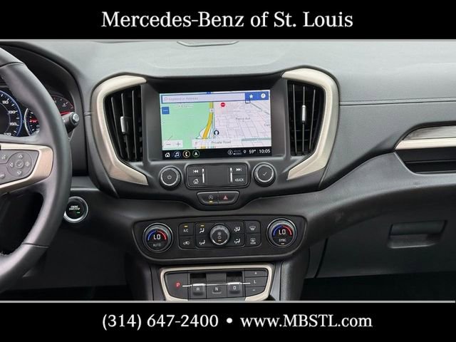 Used 2024 GMC Terrain Denali w/ Denali Premium Package AWD/4WD image 14