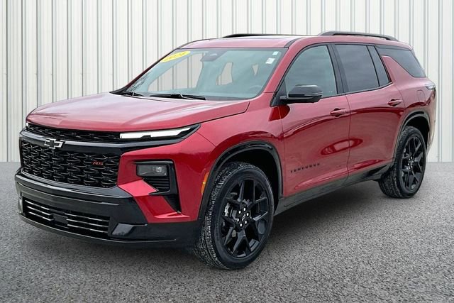 Used 2024 Chevrolet Traverse RS w/ LPO, Floor Liner Package image 2