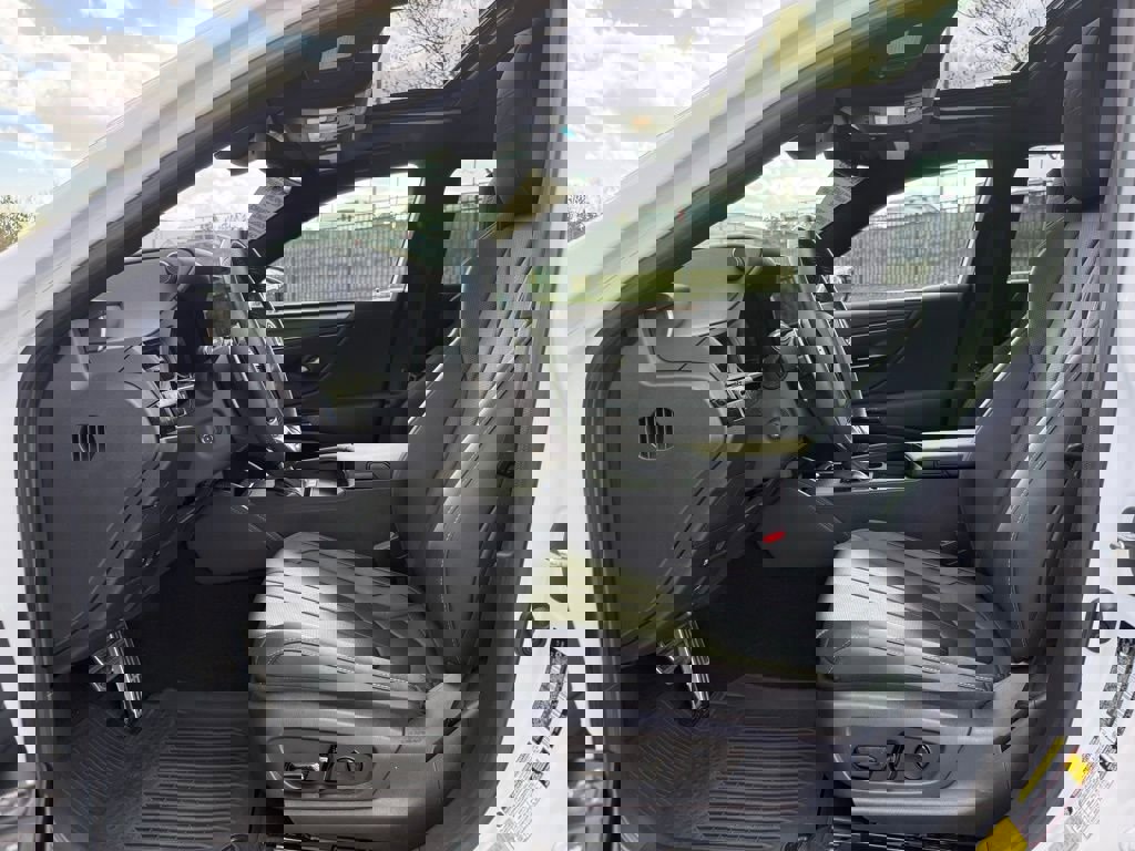 Certified 2024 Lexus ES 300h F Sport image 25