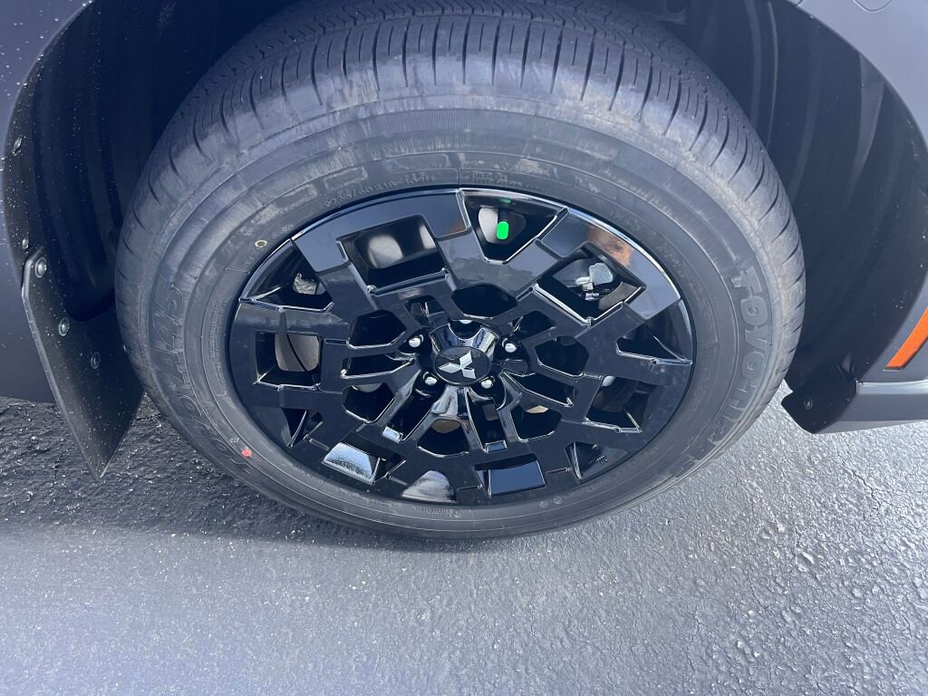 New 2025 Mitsubishi Outlander Trail Edition image 34