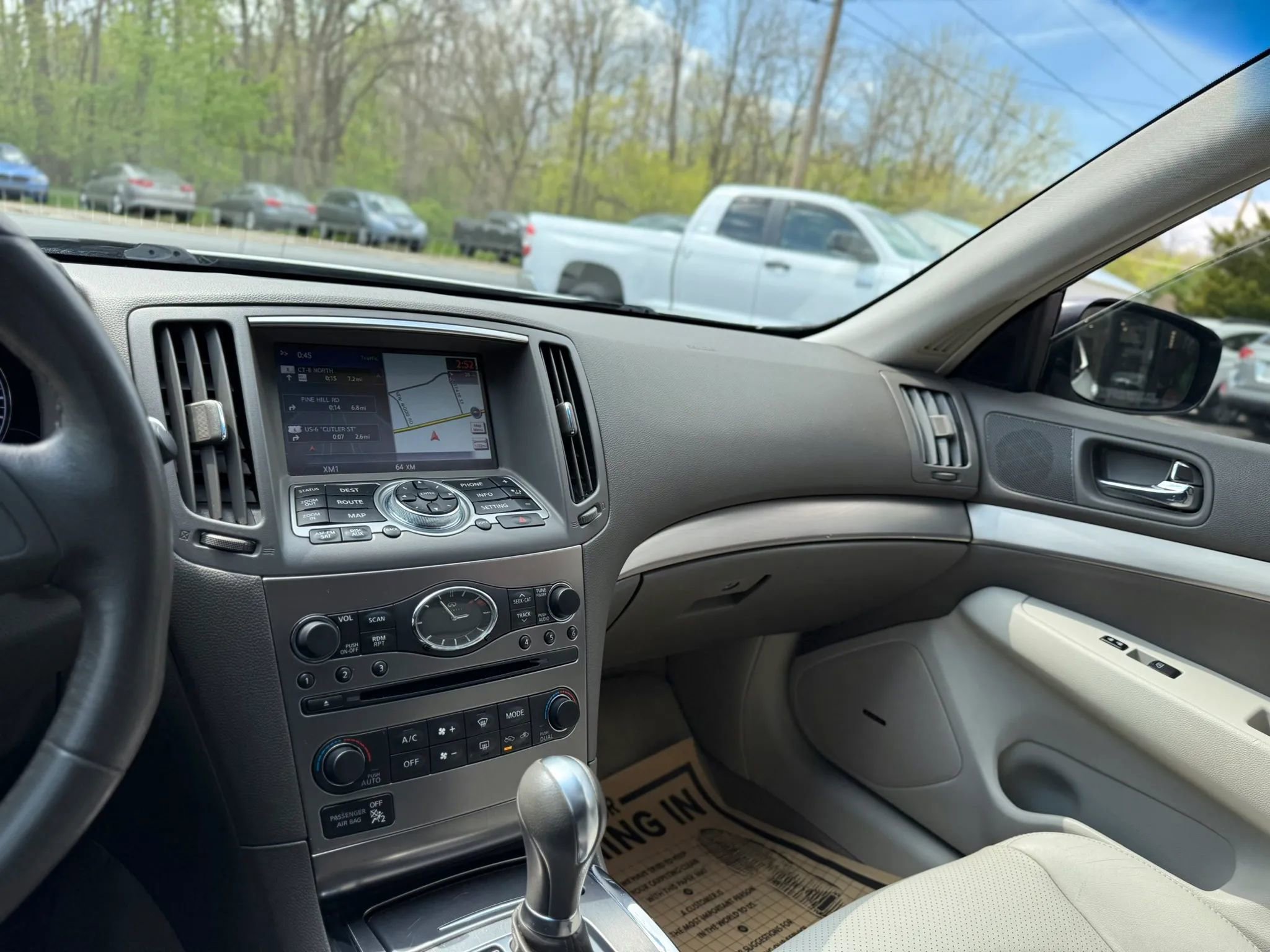 Used 2015 INFINITI Q40 AWD w/ Navigation Package image 12