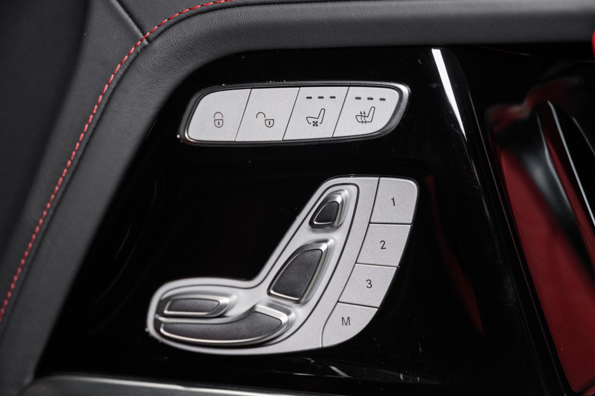 Used 2026 Mercedes-Benz G 63 AMG 4MATIC image 54