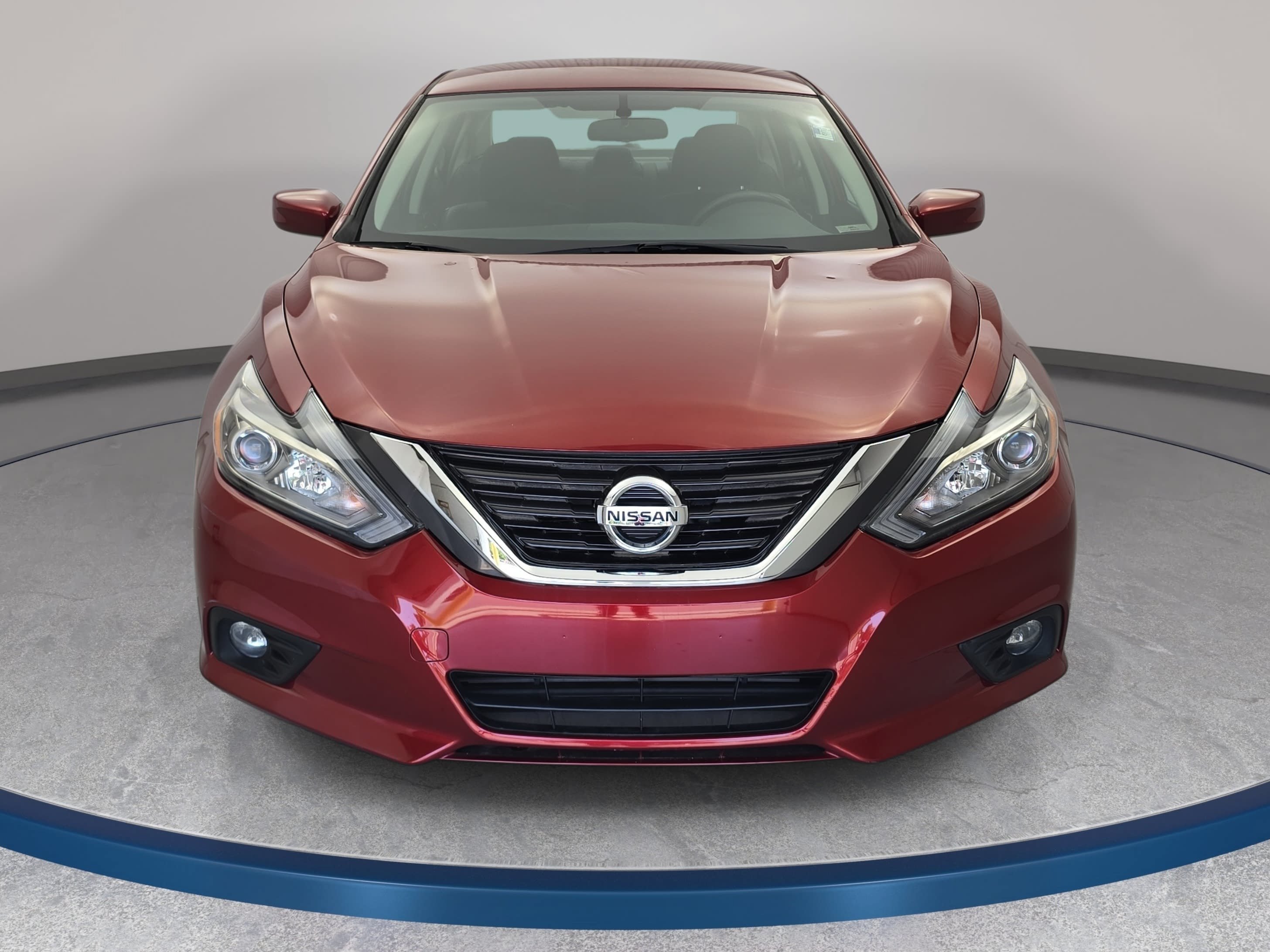Used 2016 Nissan Altima 2.5 SR w/ Interior Lighting Package FWD image 2