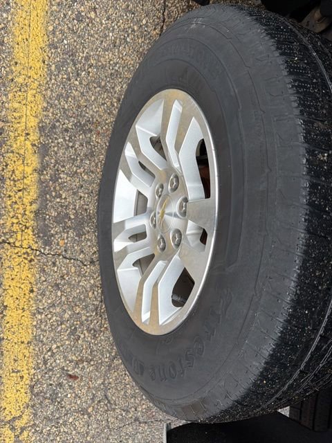 Used 2019 Chevrolet Suburban LT w/ Luxury Package image 32