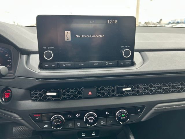 Used 2025 Honda Accord SE image 16