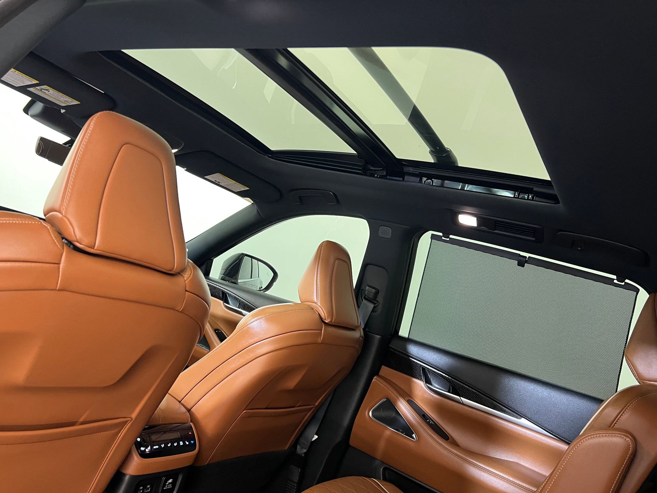 Used 2024 INFINITI QX60 Autograph w/ Cargo Package image 32