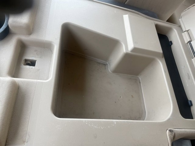 Used 2016 Ford F250 Lariat w/ Lariat Interior Package image 41