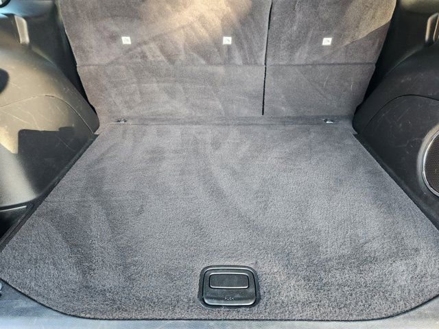 Used 2022 Jeep Grand Cherokee Limited w/ Trailer Tow Group IV image 34