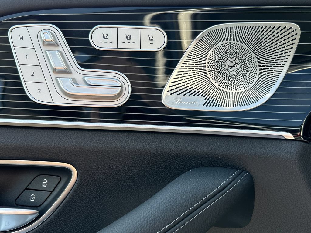 New 2026 Mercedes-Benz GLS 450 4MATIC image 11
