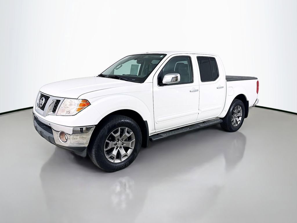 Used 2016 Nissan Frontier SL w/ Moonroof Package AWD/4WD image 3