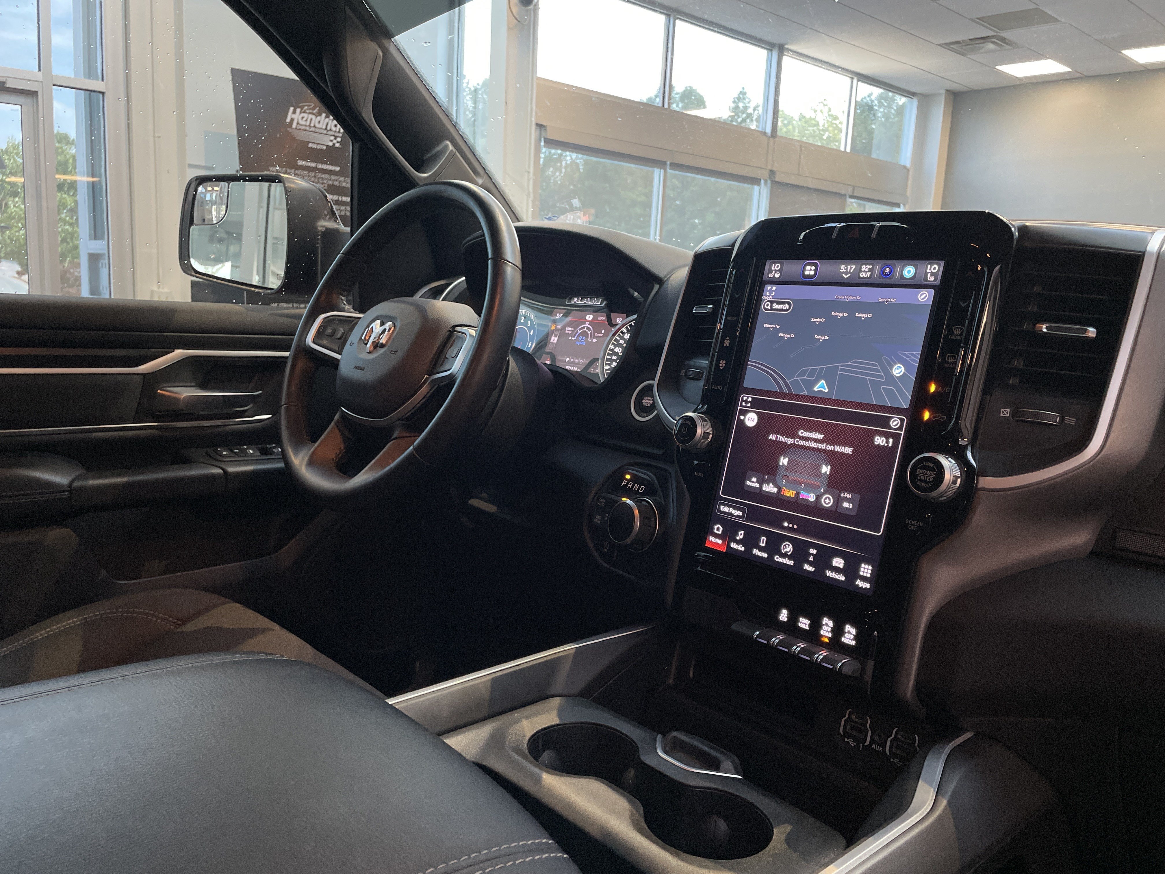 Used 2023 RAM 1500 Big Horn AWD/4WD image 33