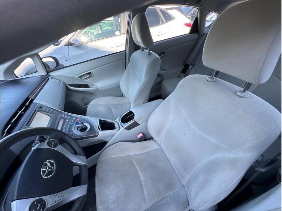 Used 2012 Toyota Prius Two image 13