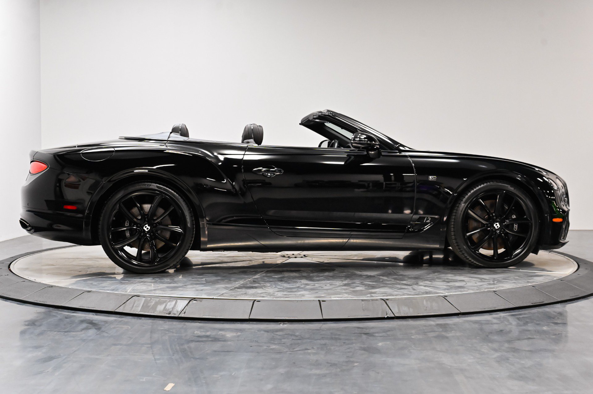 Used 2020 Bentley Continental GT w/ First Edition Specification AWD/4WD image 22