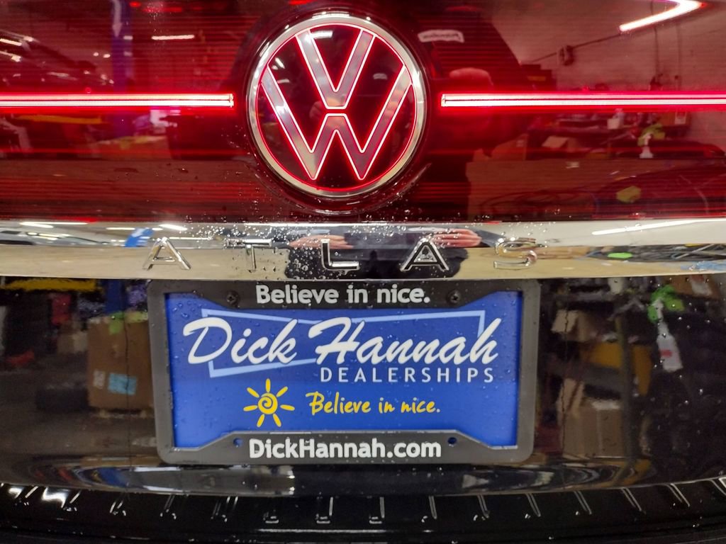 New 2026 Volkswagen Atlas SEL Premium R-Line image 18