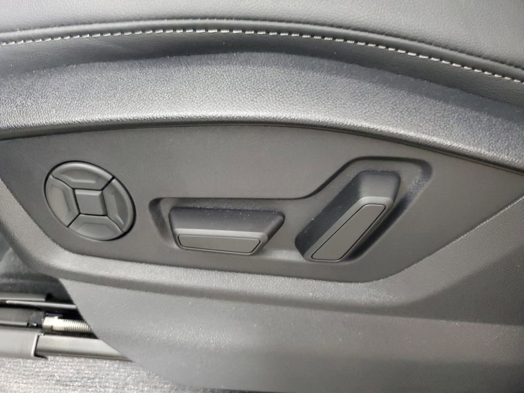 New 2026 Audi Q7 3.0T Premium Plus AWD/4WD image 21